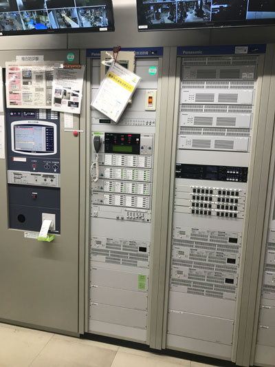 放送機器写真